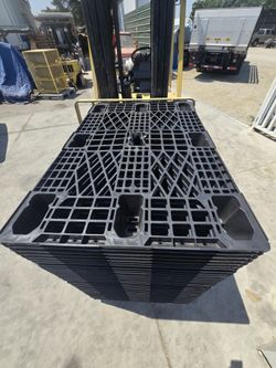 47 1/2 X 31 1 2 Euro Pallets 