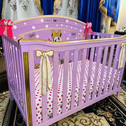 Delta Minnie Mouse Crib Convertible 