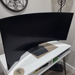 Lg ug 4k oled  Curved Moniter