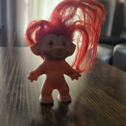 VINTAGE 70s TROLL DOLL horse shoes on bottom of feet