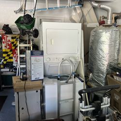 Kenmore laundry center 