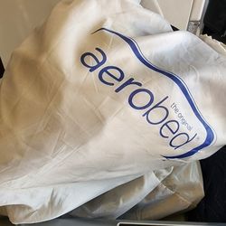 2 Aerobeds 