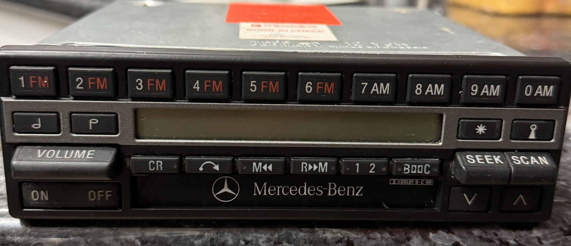 Vintage Mercedes Benz  1990 Radio, hard 2 Find.