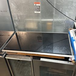 WOLF INDUCTION COOKTOP 36”