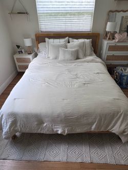 Queen - Natural Wood Rattan Frame & Mattress (used once)