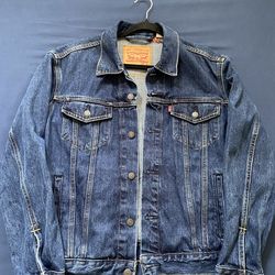 Womens Jacket medium