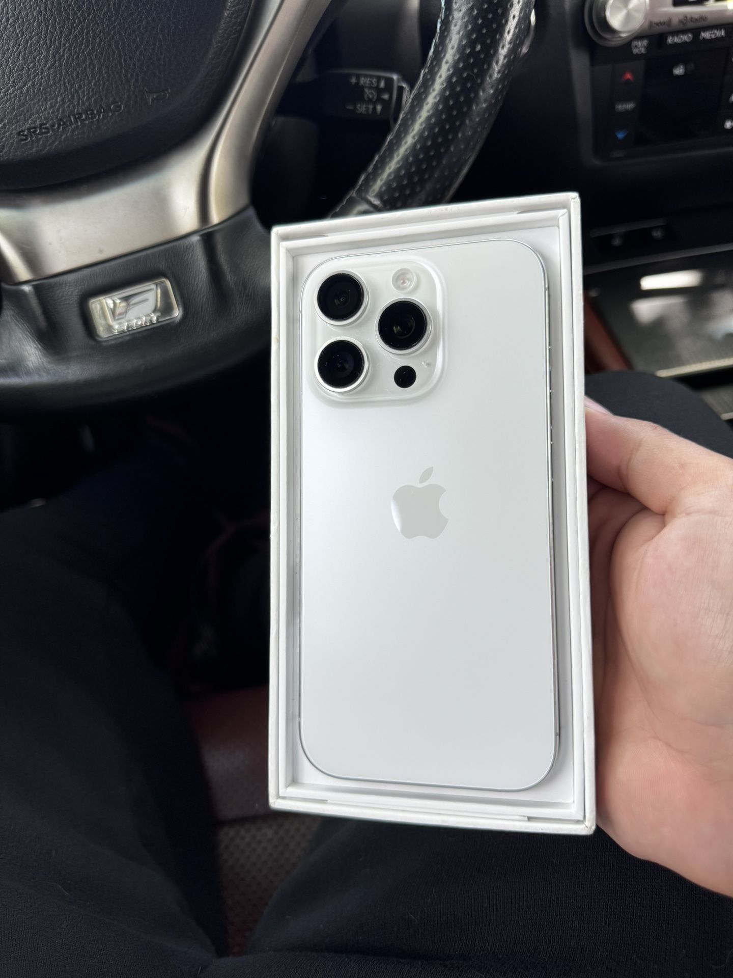 iphone 16 Pro 128GB Factory Unlocked LIKE NEW💎
