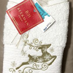 NEW!  Set Of 2 Christmas (Gold Reindeer ) Hand Towels - 2 sets available 