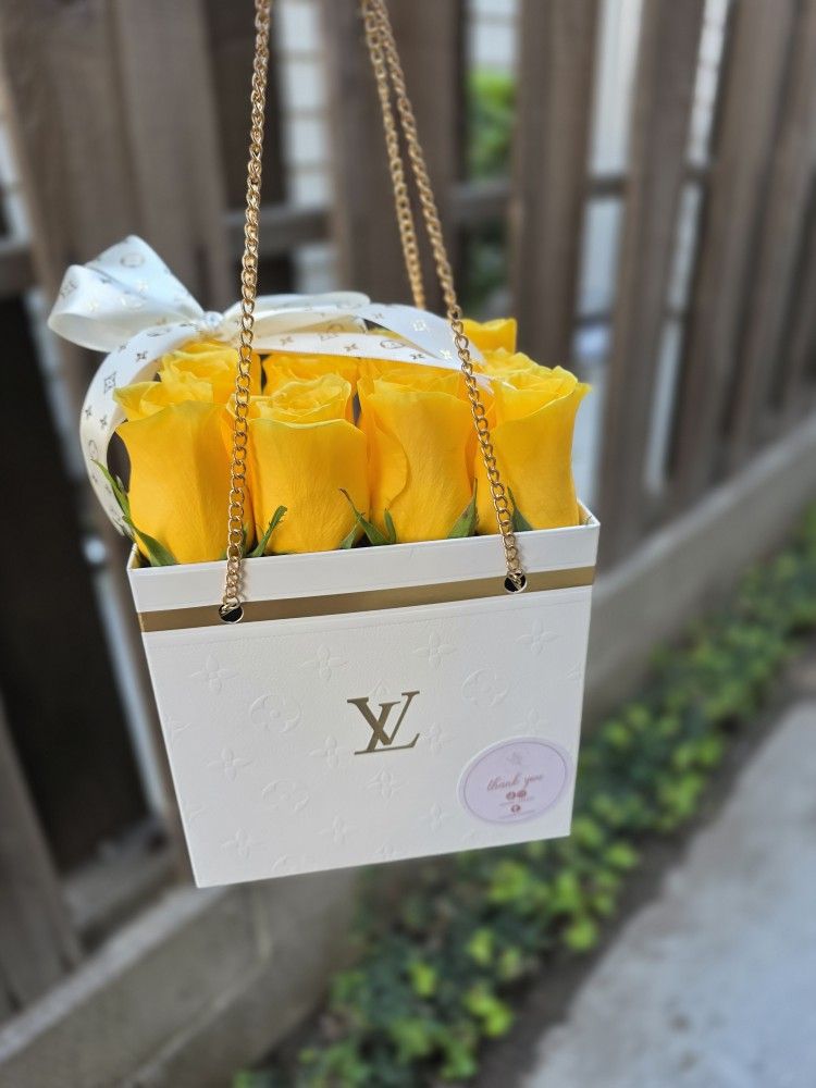 Yellow Roses 