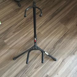 Proline Guitar/Bass Stand (FREE)