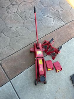 2 ton jack with jack stands and chucks