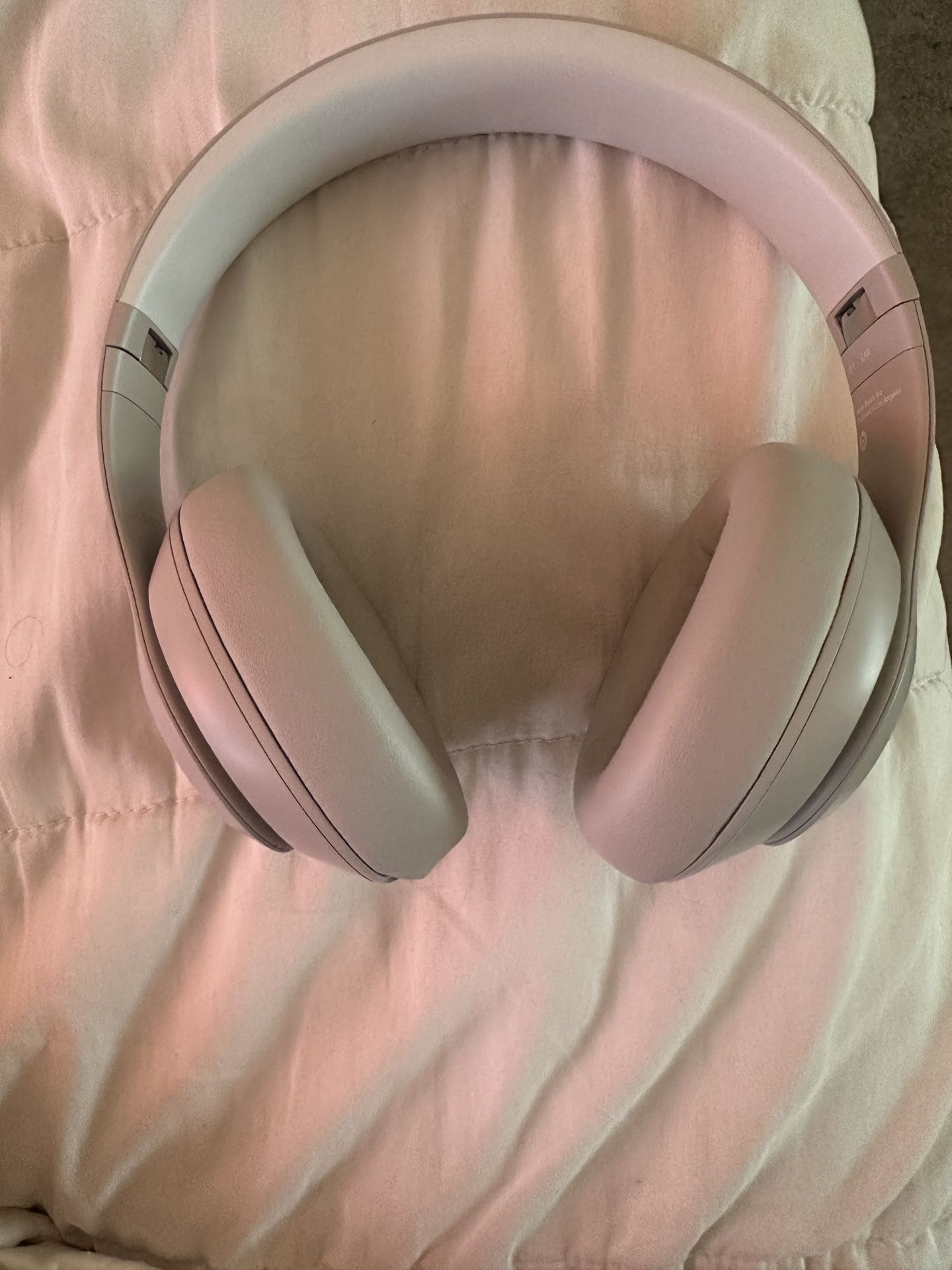 Beats Studio Pro