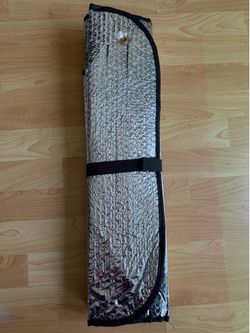 Sun shade for small car