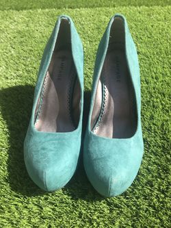 Rampage wedges size 10