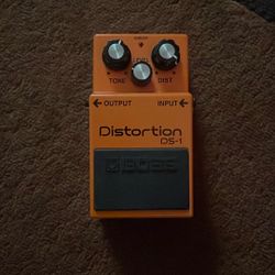 Boss DS‑1 Distortion Pedal – Works Perfectly