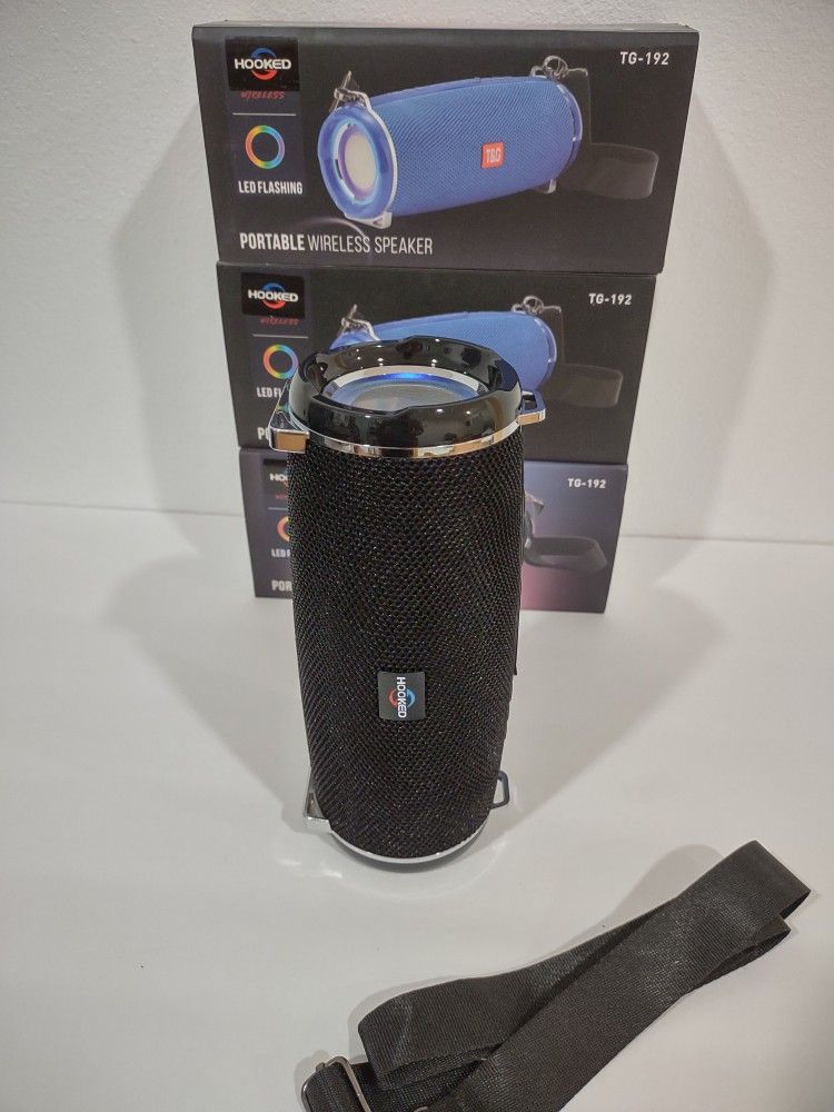 SPEAKER BLUETOOTH$25.NEW