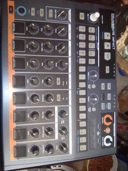 Arturia DrumBrute Impact Drum Machine