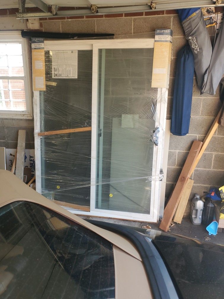 Sliding Door
