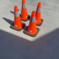 4 Orange Reflective Cones 18inch Tall