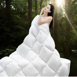 Luxurious White Goose Down Comforter,1200 Thread Count 100% Cotton Fabric - Baffle Box Construction,750+ Fill Power(King Size, White)