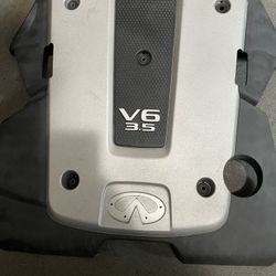 Infiniti Engine Cover