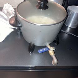 Presto Wax Pot 