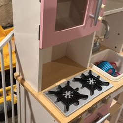 Toy Play Kitchen 