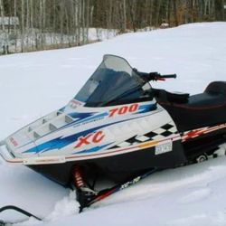 Have a 2003 Polaris Supersport 550 And 98 Xc700