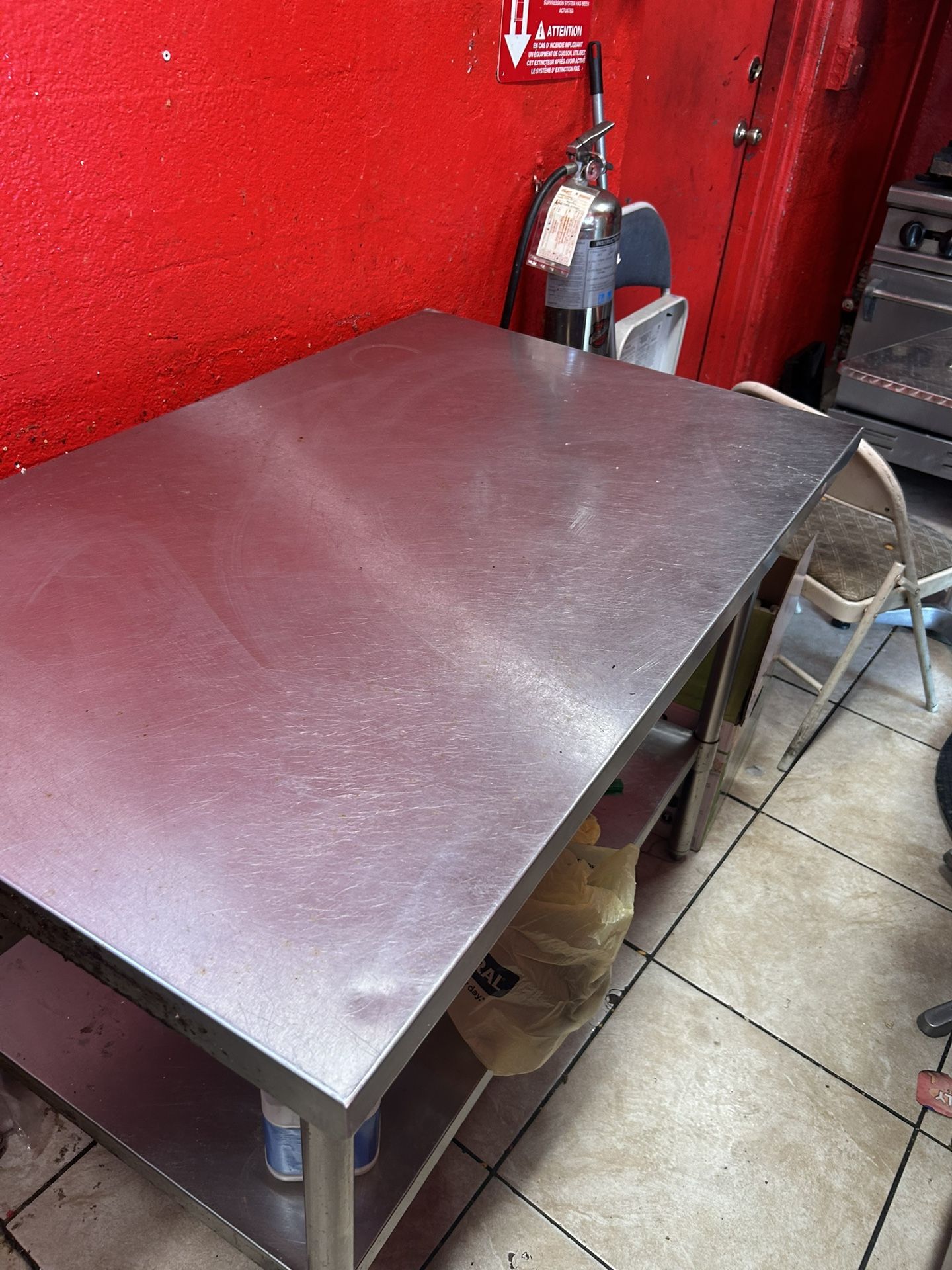 Stainless Table Great For Prepare Meals