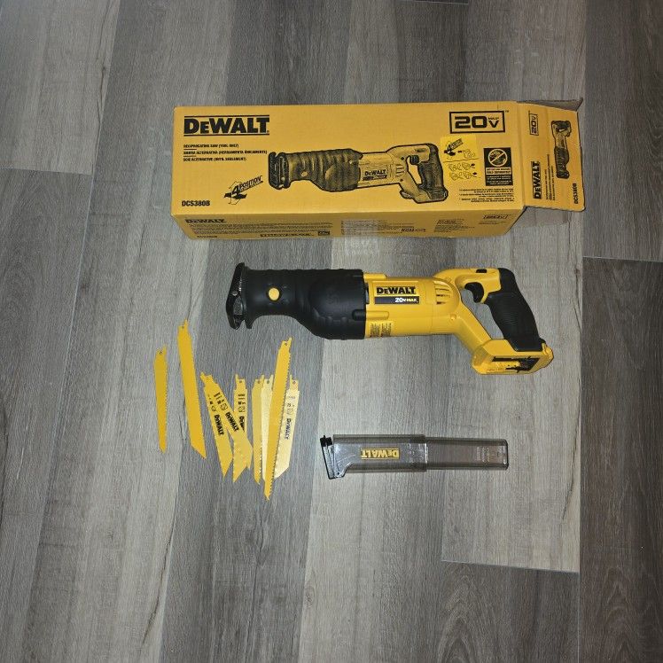 Dewalt Reciprocating Saw ( Tool Only)