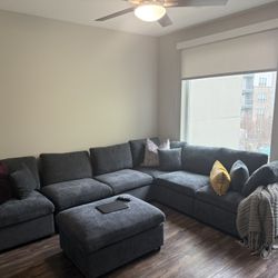 Modular 7 Piece Sectional 
