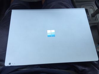 Microsoft Surface Book 2-in-1, 6th Generation i7-6600U, 13.5" Touchscreen Laptop With 16GB Memory, 512GB SSD, Windows 10 Pro