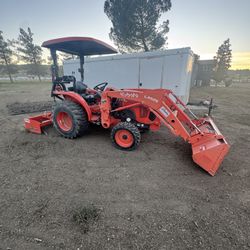 Kubota L3301 HST 4x4 tractor Low Hours
