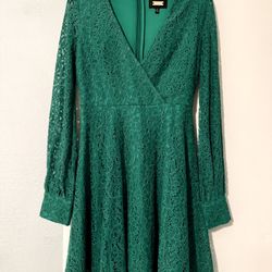 Alexia Admor Green Lace Dress - Size 2