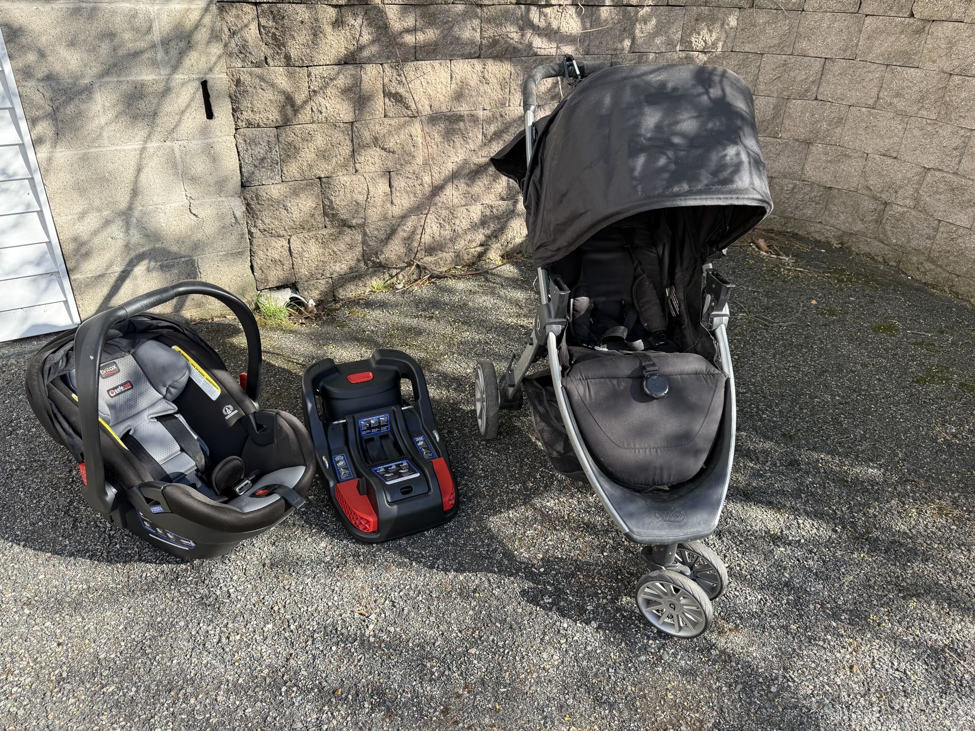 Britax B-Lively Full Travel System