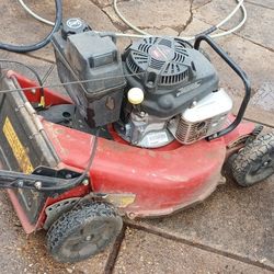 Kawasaki Toro Commercial Lawnmower 