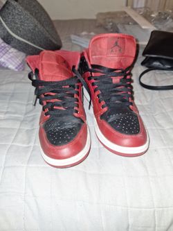 Chicago jordan ones 8 1/2