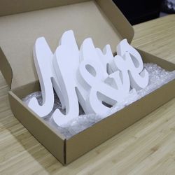 Wooden Mr & Mrs Sign 