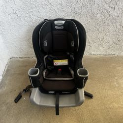 GRACO CAR SEAT EXTEN2FIT