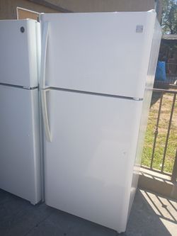 Vendo un refrigerator