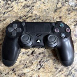 PS4 Controller