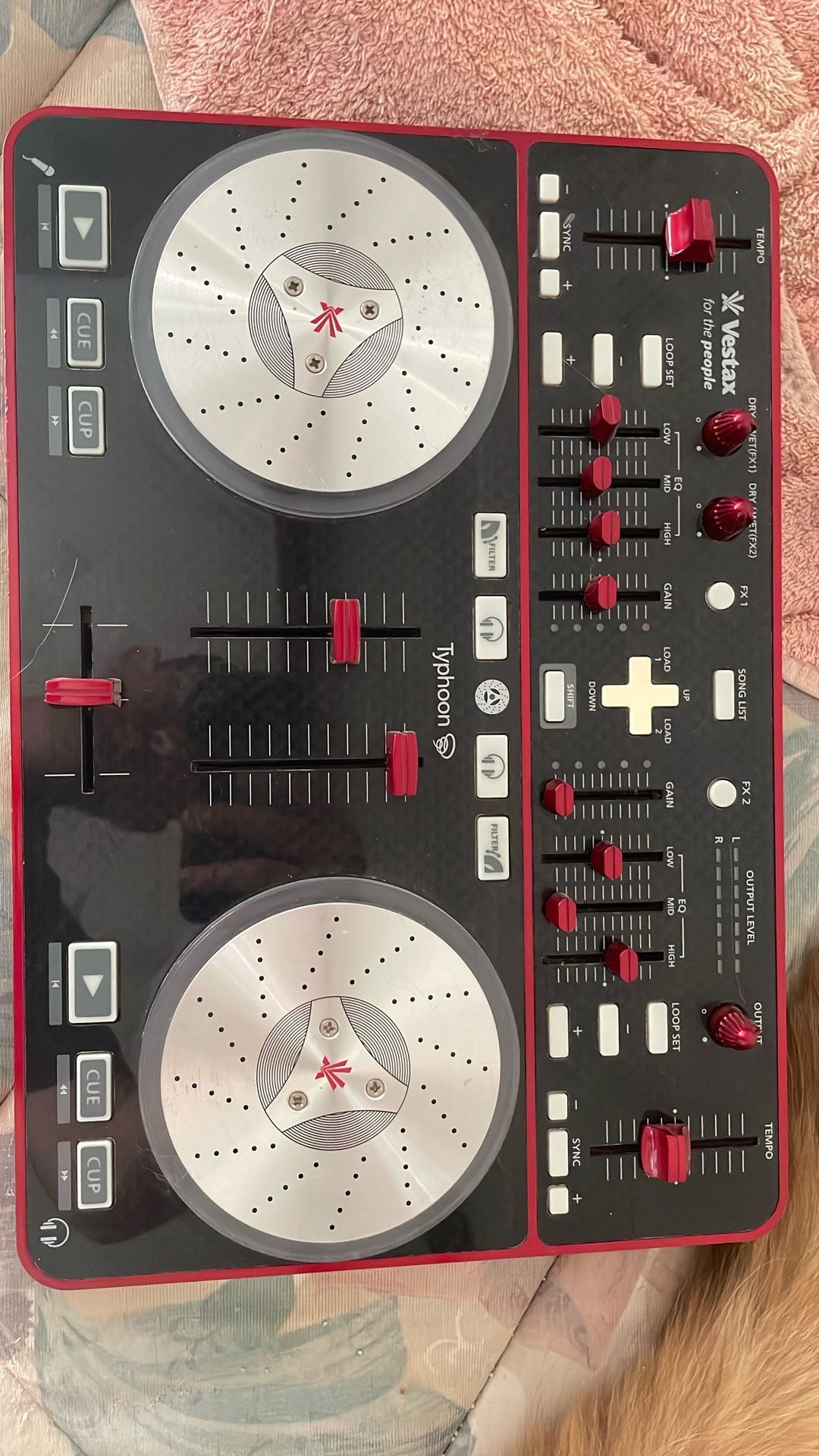 Typhoon DJ controller