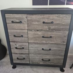 Cort Furniture Smores Desser