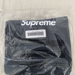 Sealed In Package Medium Supreme L/S Box Logo FW20 (Navy)