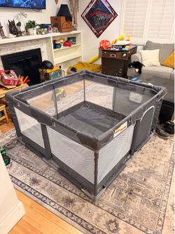 Playpen for babies/toddlers/puppies