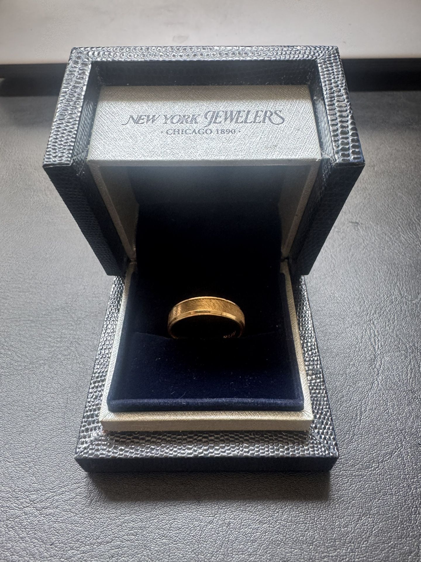Men’s 14K Yellow Gold Wedding Band