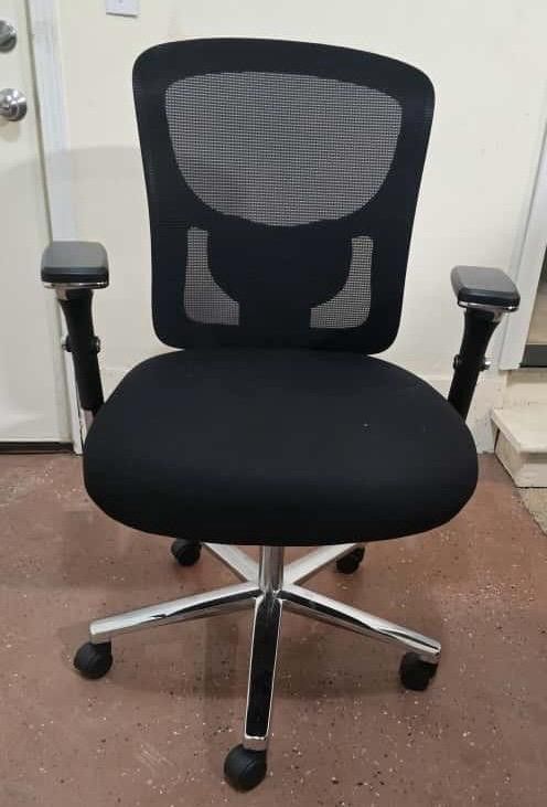 New Big and Tall Office Desk Chair with Lumbar Support, 500lbs Heavy Duty Mesh Ergonomic Office Computer Chair with Arm and Wide Comfy Seat, Wheels