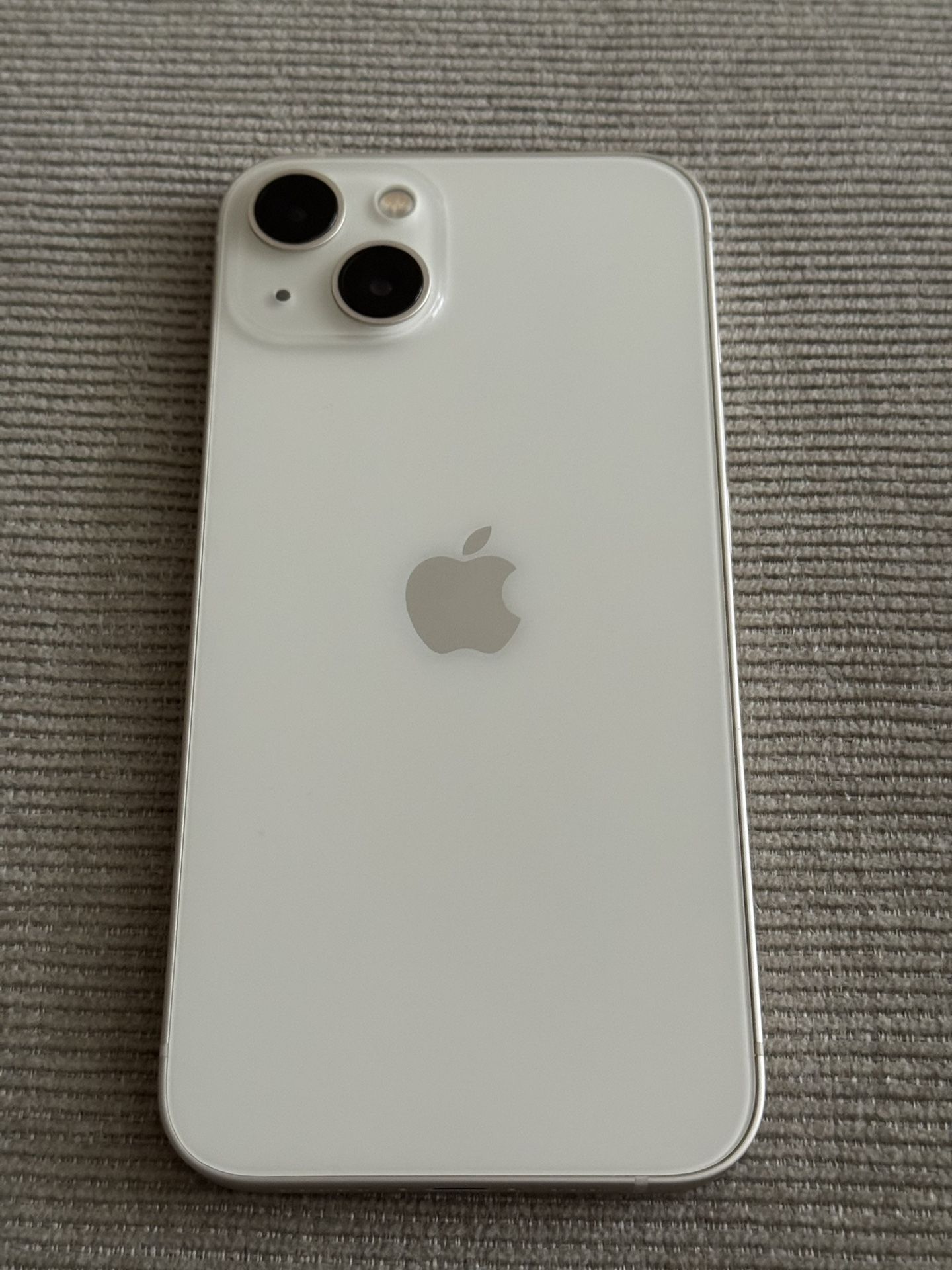 Apple iPhone 13 - White - Unlocked - 128GB - 100% Battery