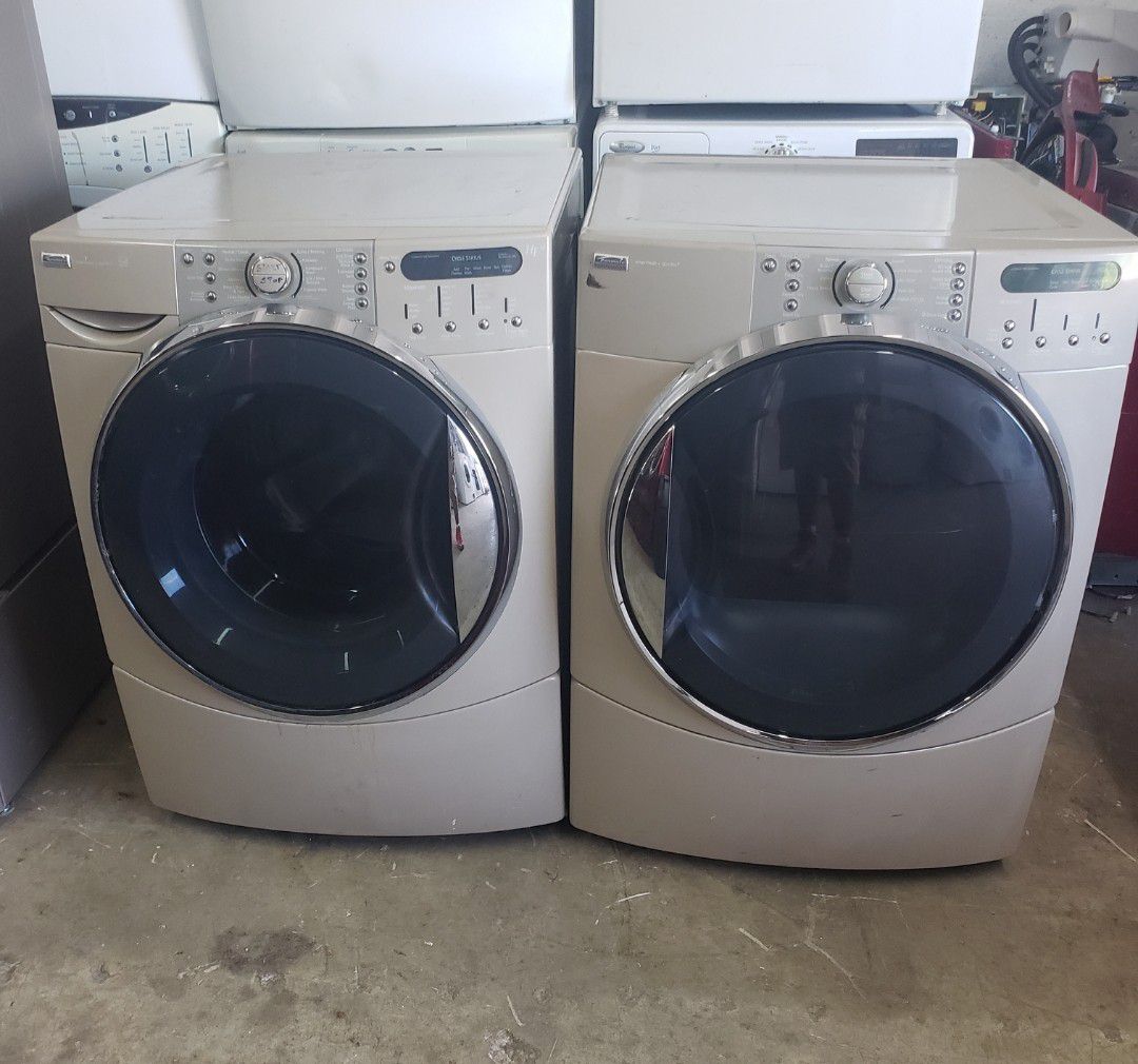 KENMORE ELITE WASHER AND DRYER SET