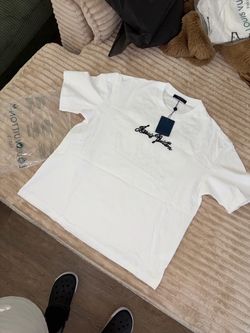 Men’s LV shirt